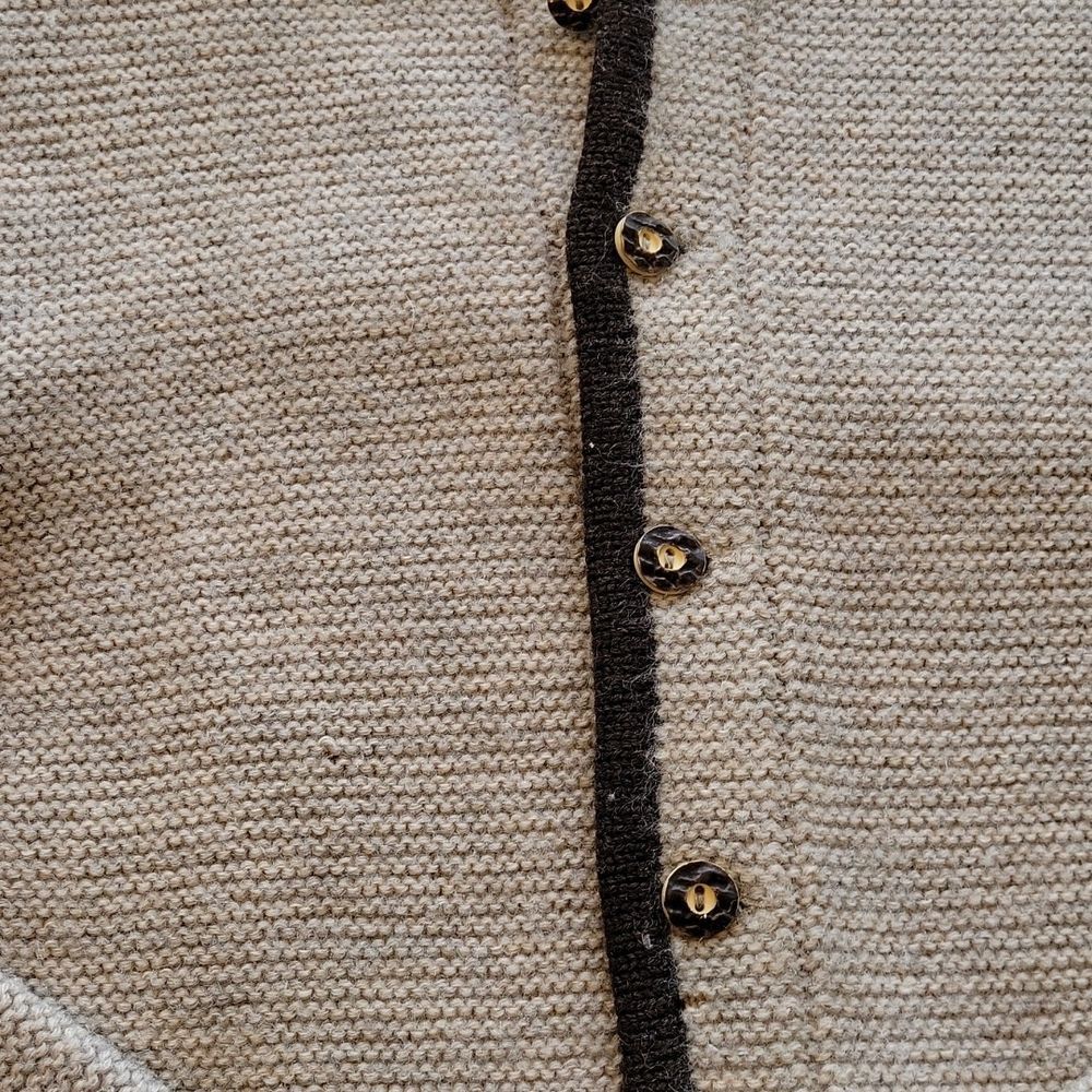 Steffner lambs wool cardigan - Picture 2 of 7